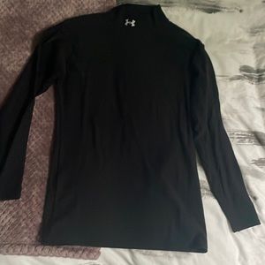 Under Armour women’s cold gear, long sleeve shirt